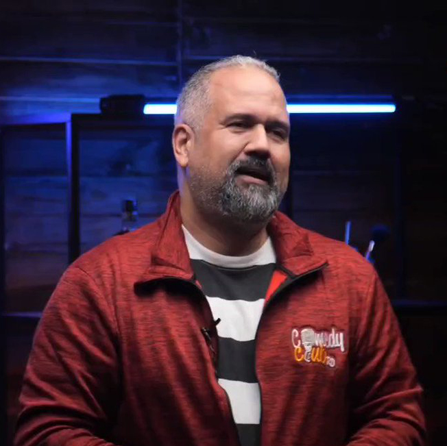 Photo of comedian Thomas Comedy