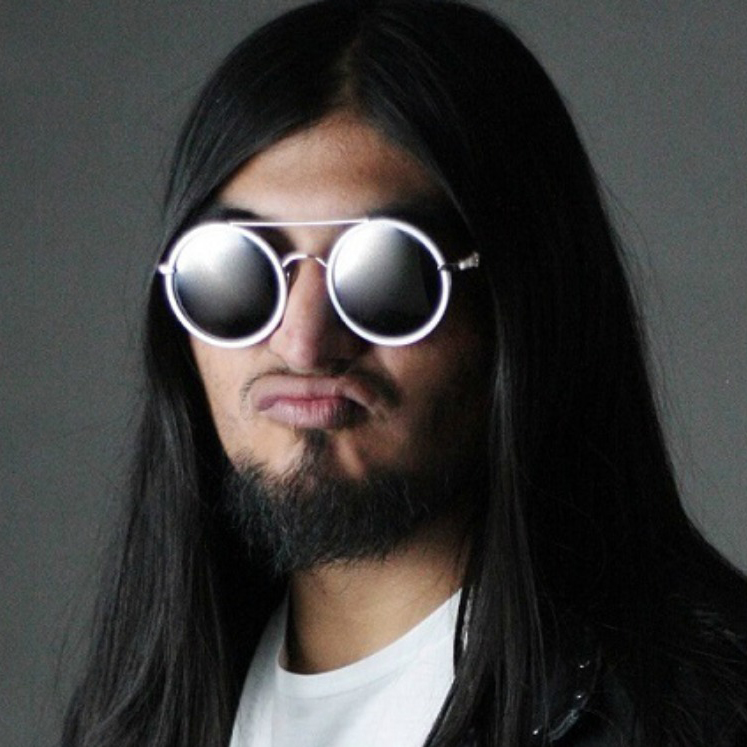 Photo of comedian Carlos Ballarta