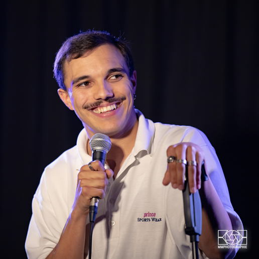 Photo of comedian Warren Szumigay.